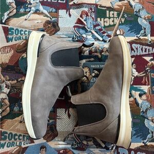 Men’s Blundstone Gray Active Chelsea Boots #2141